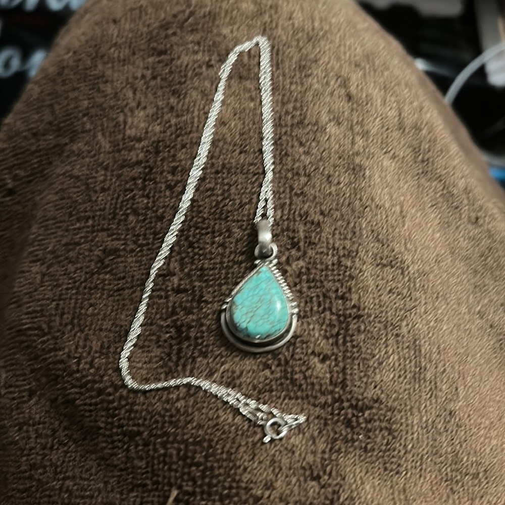 Lovely 925 Silver Turquoise Pendant And Chain